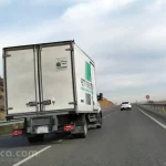 Adelantamito carretera convencional camion