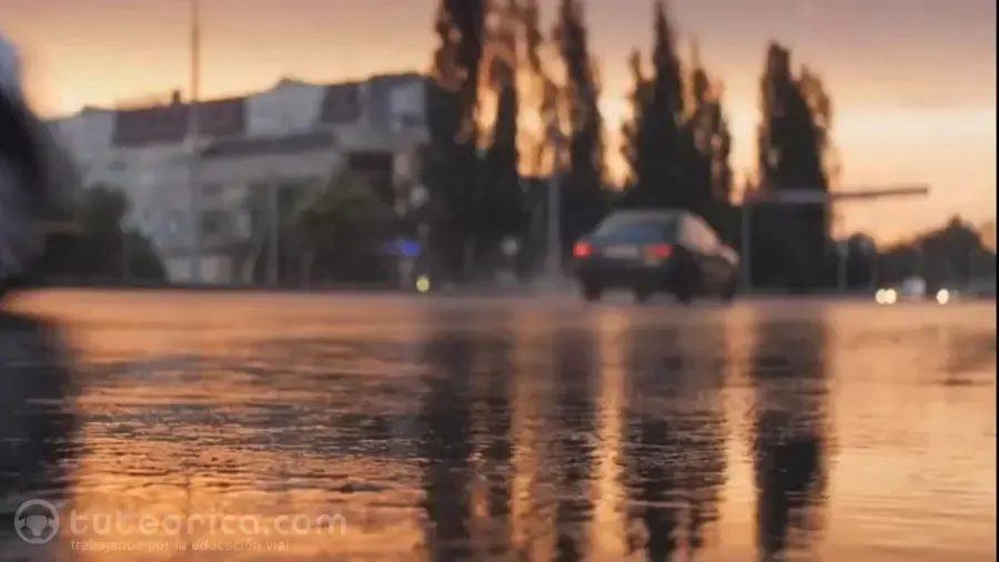 Conducción de vehiculos con lluvia