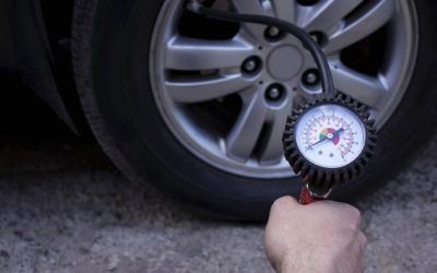 Medir la presión de los neumáticos, minivideo