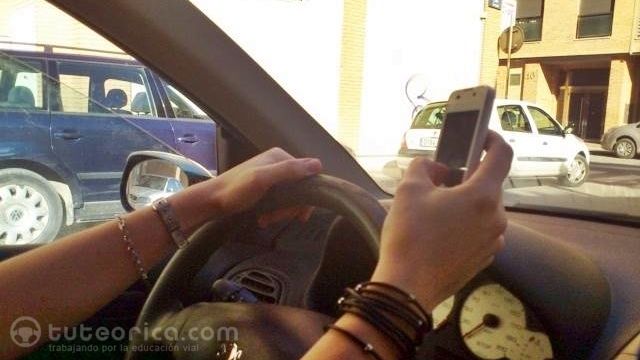 Accidentalidad por uso del móvil durante la conducción