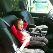 Transporte de menores en asientos delanteros del vehículo