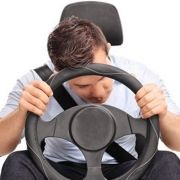 Com o afecta el sueño y la somnolencia a la conducción