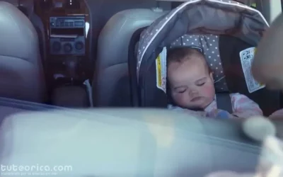 Bebé dormido en asiento trasero ?